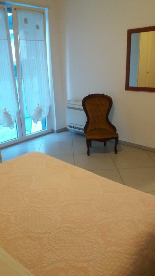 Bilocale Nell'Antica Darsena Apartment Savona Ngoại thất bức ảnh